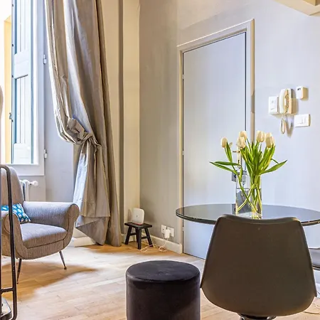 Casa Dafne In Canton De Fiori * Bologne